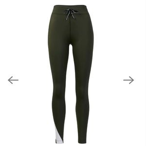 AARMY Chelsea tight x lululemon